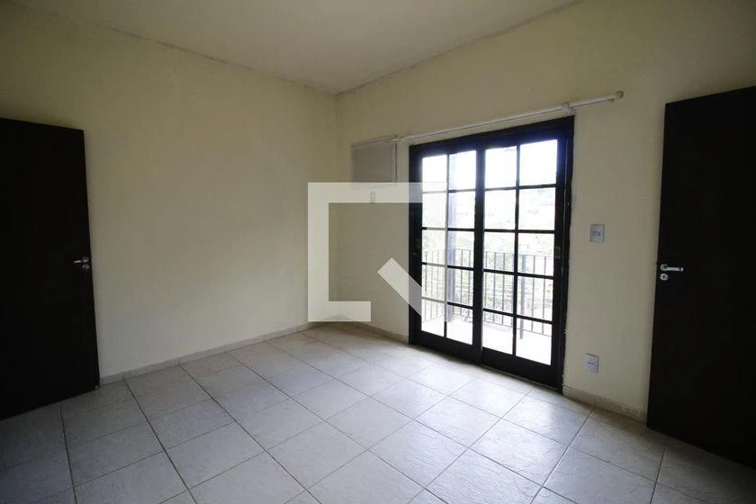 Casa de condomínio com 4 quartos e 371 m² — photo 37