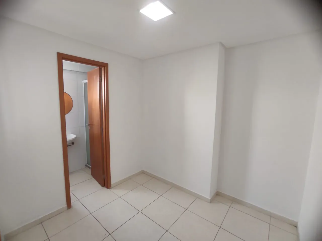 Apartamento de 2 quartos em condomínio com academia — photo 11