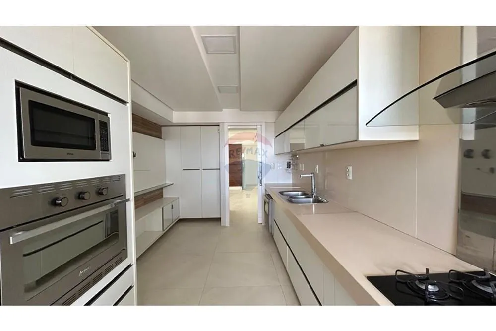 Furnished duplex apartment with open kitchen and 430 m² — photo 18