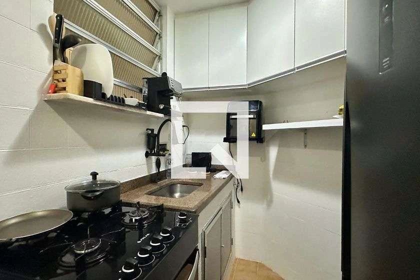 Furnished 50 m² apartment with 2 bedrooms and separate kitchen — photo 17