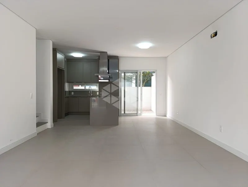 Casa con 4 suites y 184 m²; 2 plazas y balcón — photo 21