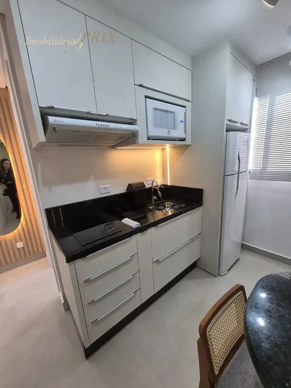 Estudio amueblado con 1 dormitorio y 1 baño — photo 10