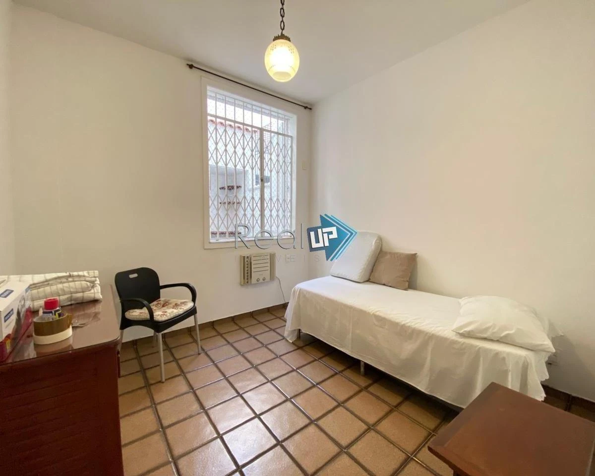 Балкон з грилем та 3 спальні: будинок 177 м² — photo 5