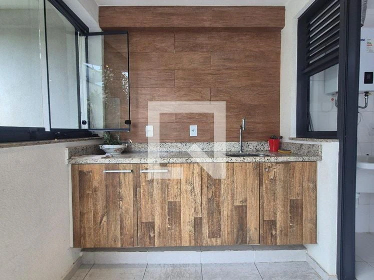 Застеклённый балкон и 3 спальни: квартира 137 м² — photo 3