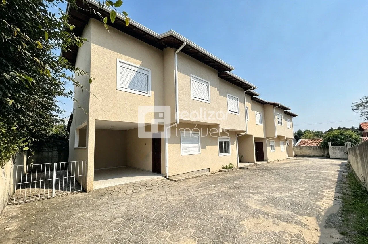 2-bedroom apartment with 2 bathrooms and 2 parking spaces