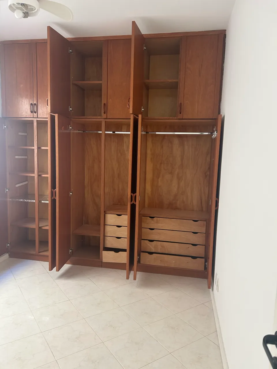1-bedroom apartment with 2 bathrooms and maid’s room — photo 3