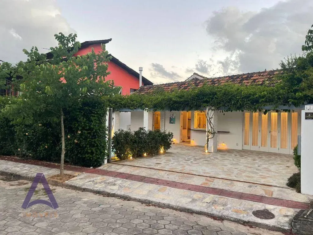 Casa, 180 m², com varanda gourmet — photo 2