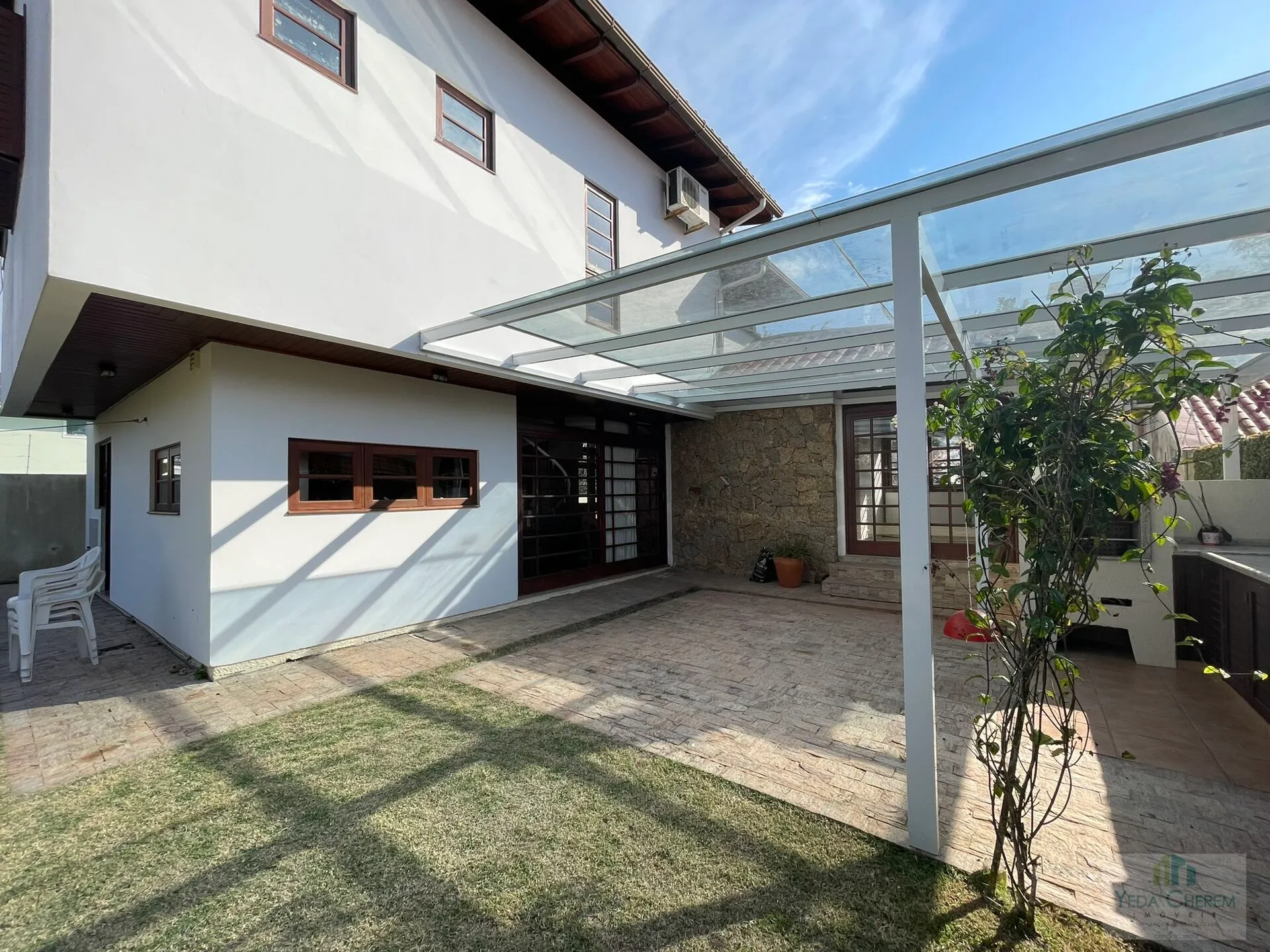 Casa não mobiliada com 2 suítes e 200 m² — photo 3