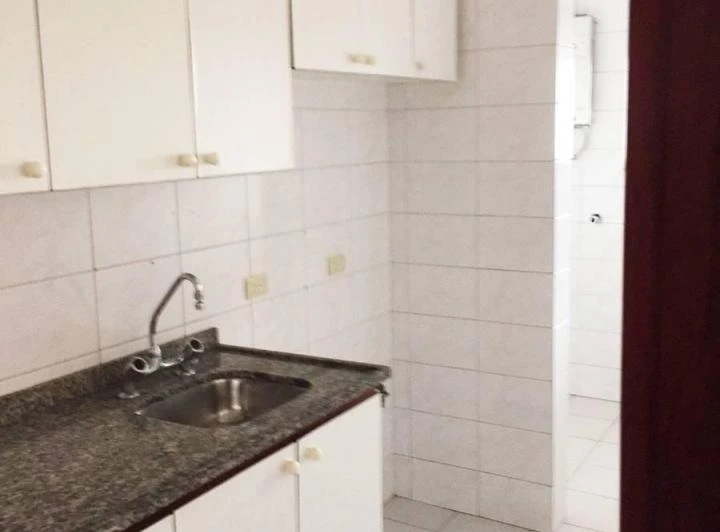 72 m² apartment with 1 bedroom and a balcony — photo 2