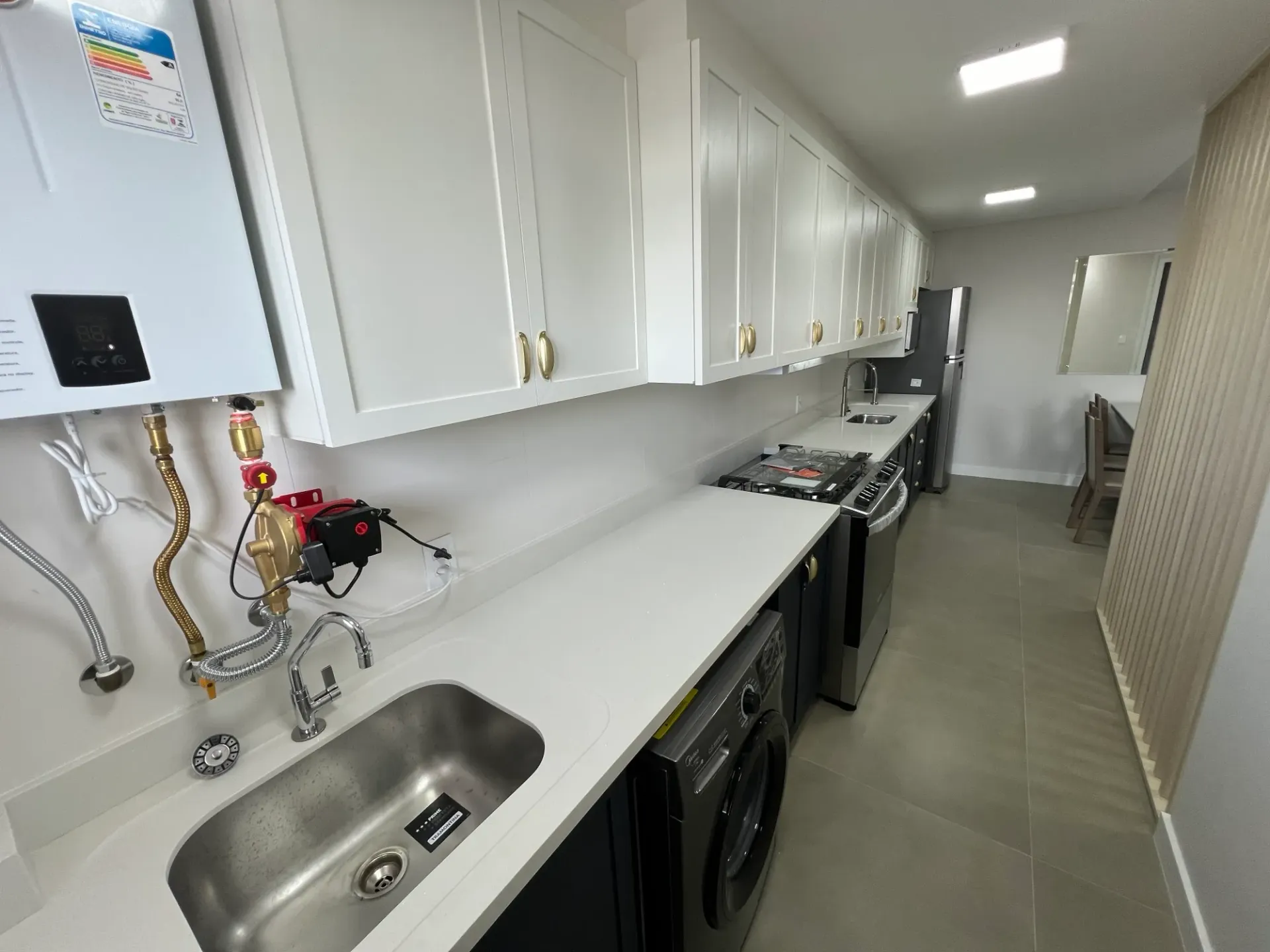 Apartamento con 2 suites, jardín y parrilla privados — photo 29