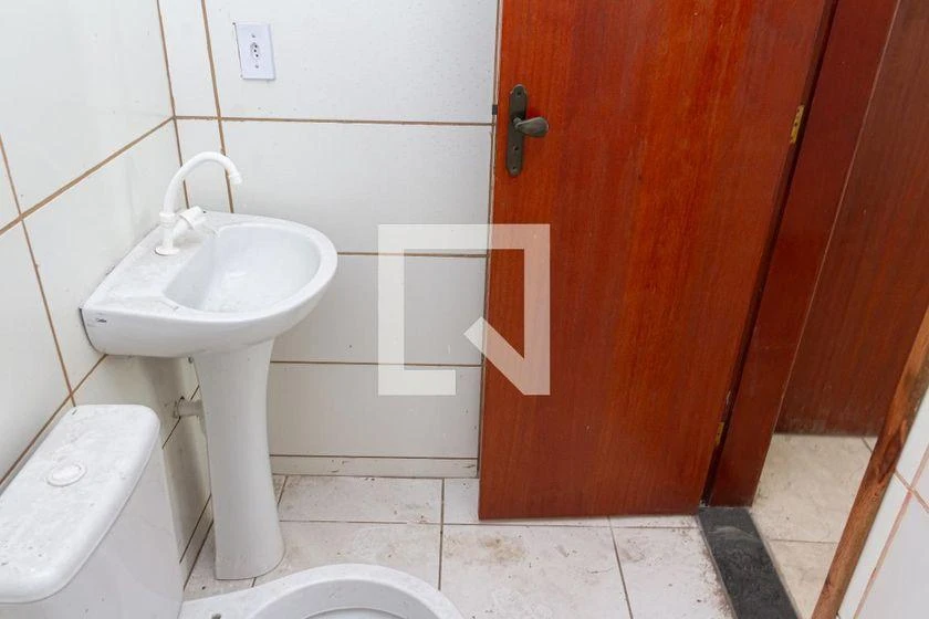 38 m² unfurnished studio with private garden and 1 parking — photo 33