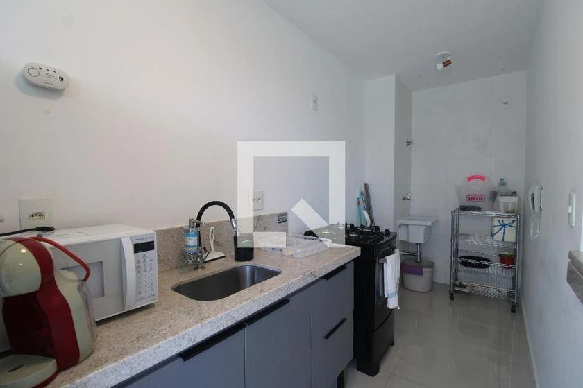 Furnished 79 m² apartment with 2 bedrooms and 2 bathrooms — photo 26