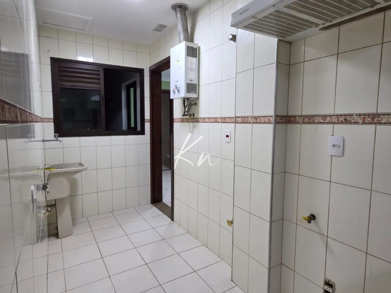 Unfurnished apartment with 3 bedrooms and 2 parking — photo 15