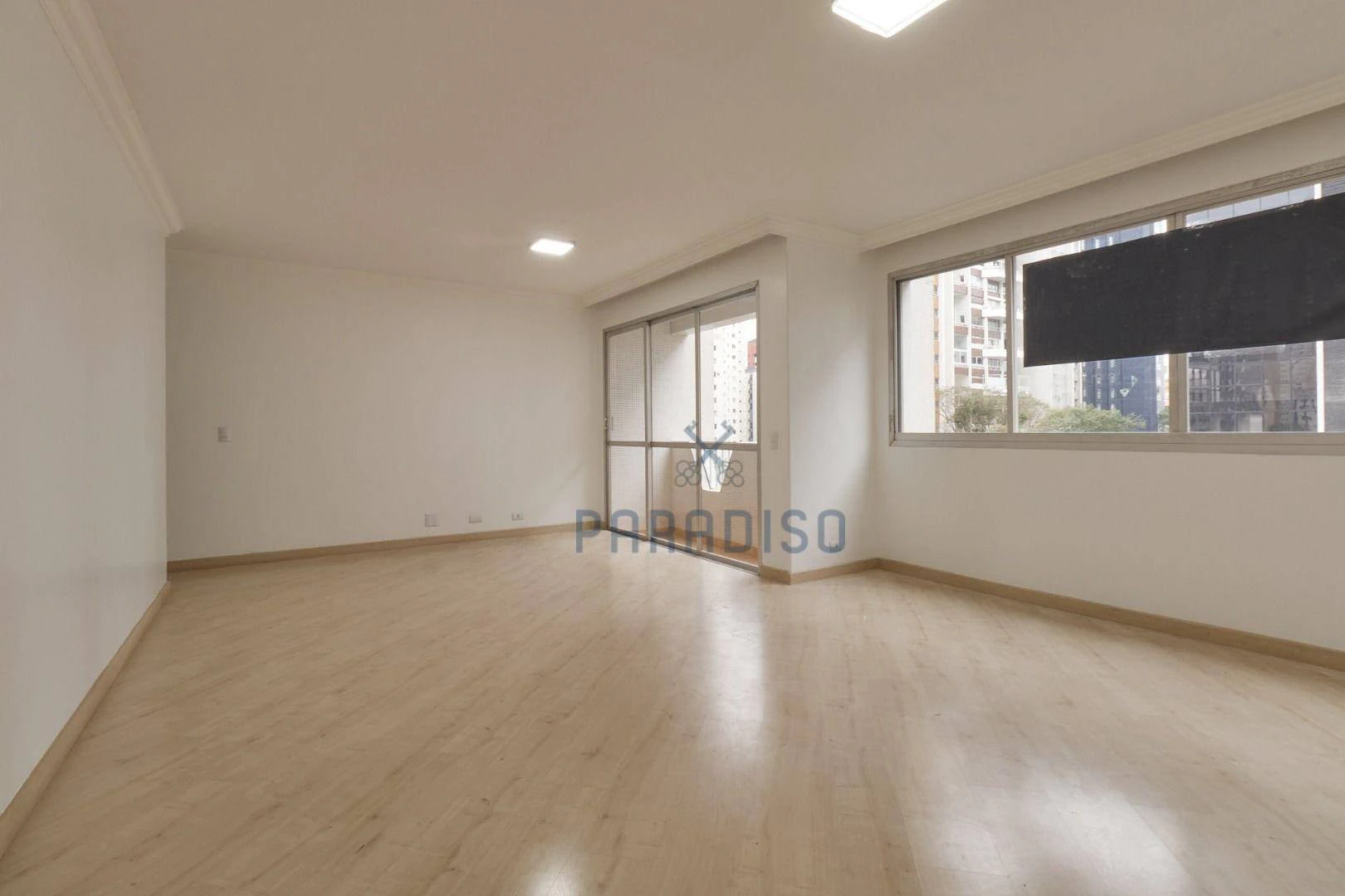 4-bedroom apartment with no parking, 193 m² — photo 2