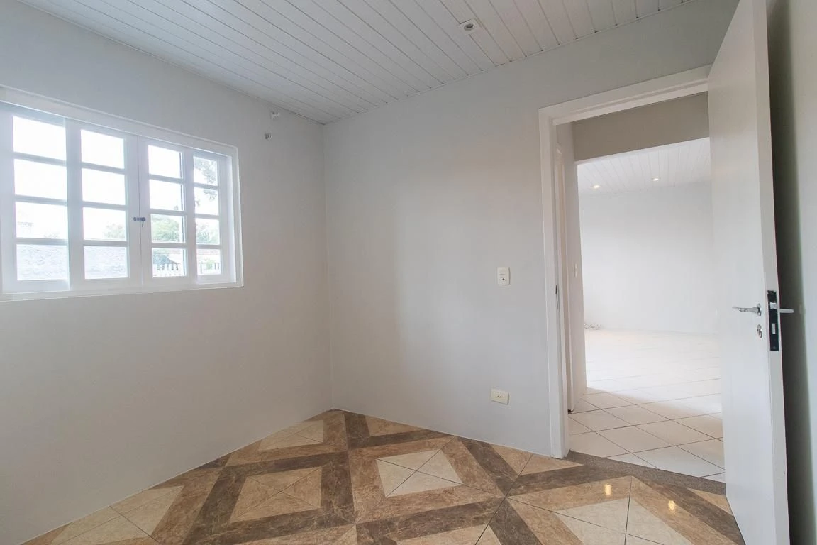 2-bedroom house with a garden in Curitiba — photo 26