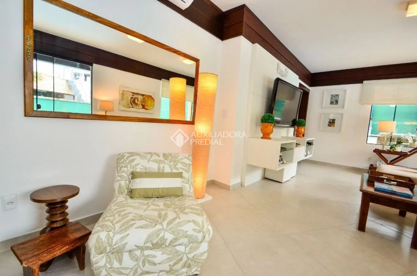 Casa mobiliada de 450 m² com 7 dormitórios e 3 vagas — photo 11