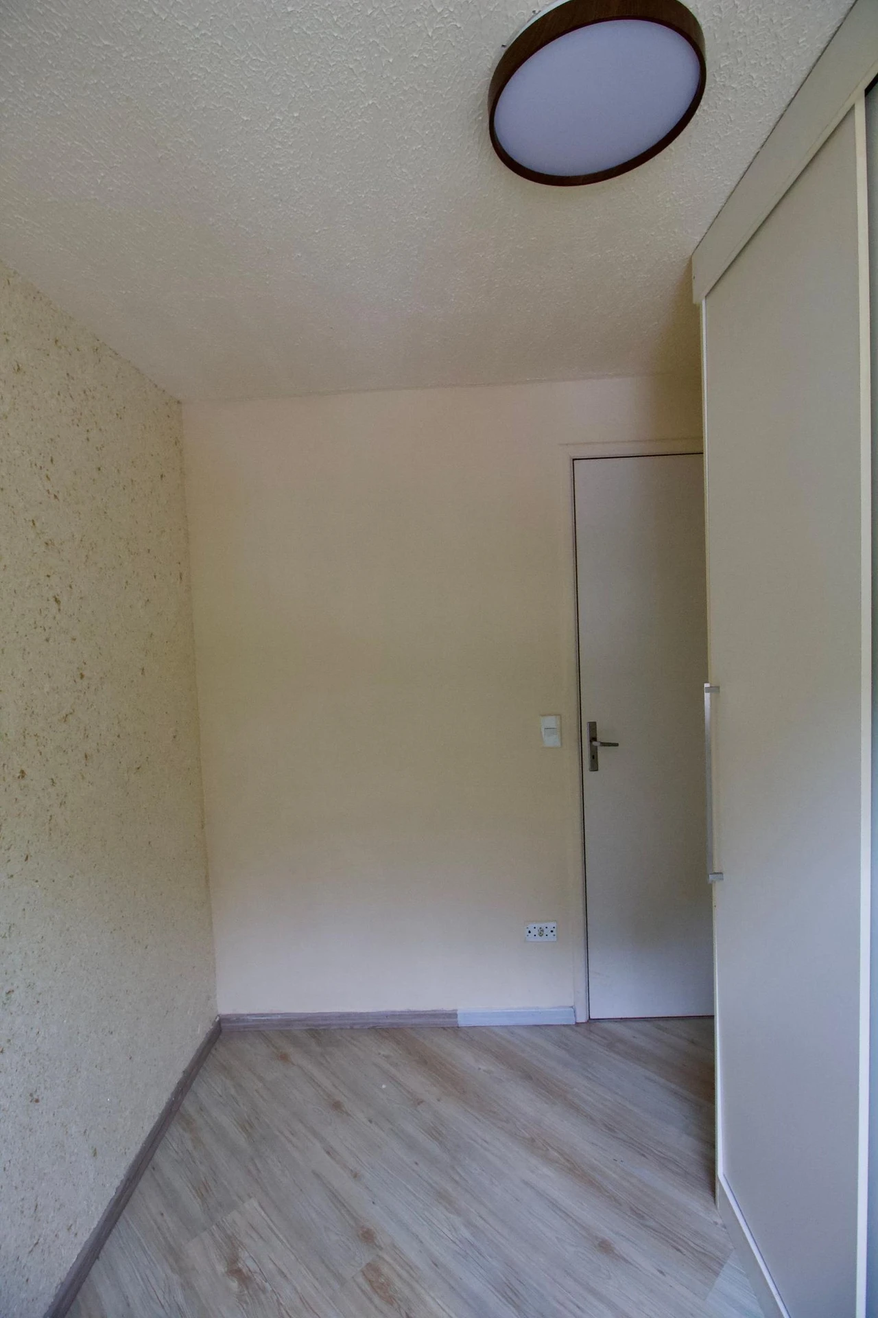 Washing machine in a 2-bedroom apartment, 48 m² — photo 24