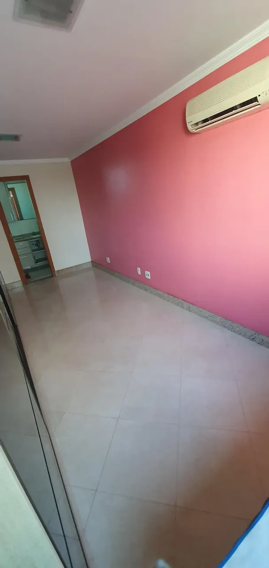 Duplex penthouse with 381 m² and a built-in grill balcony — photo 26