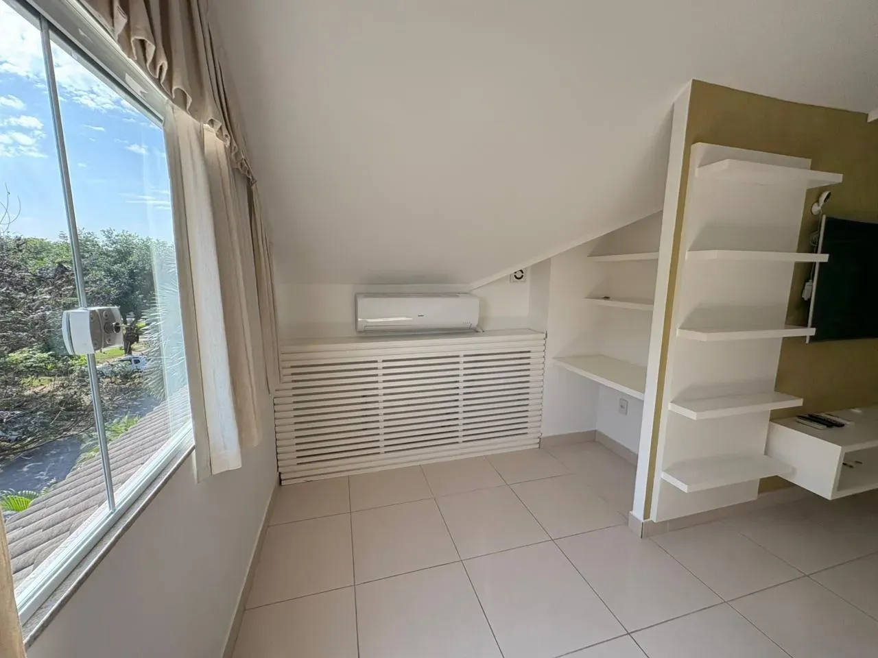 Furnished 6-suite house with 640 m² and 4 parking — photo 47