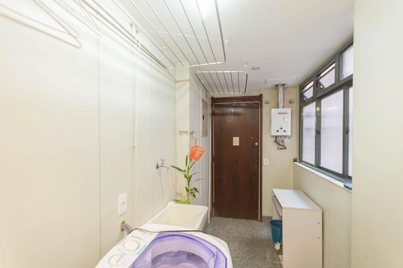 Apartamento mobiliado com 4 quartos e 2 vagas — photo 3