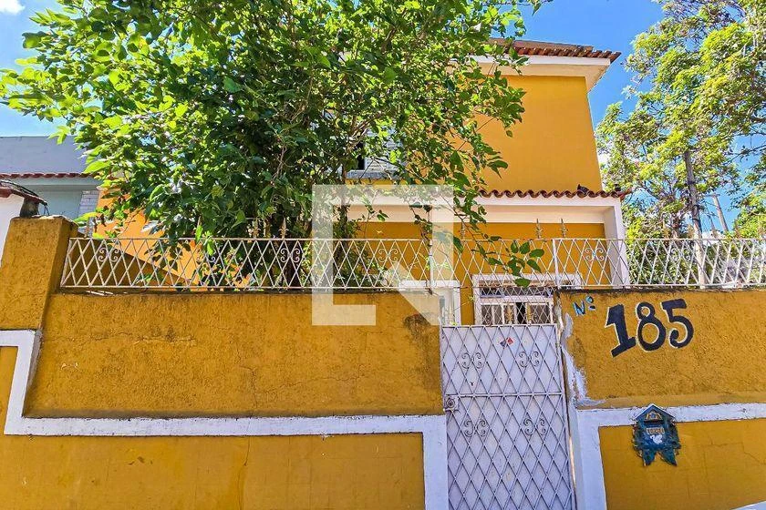 House, 200 m², with a washing machine — photo 46