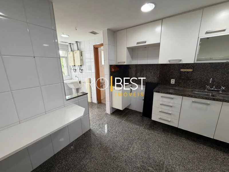 3-bedroom apartment with 2 bathrooms and 2 parking spaces — photo 23
