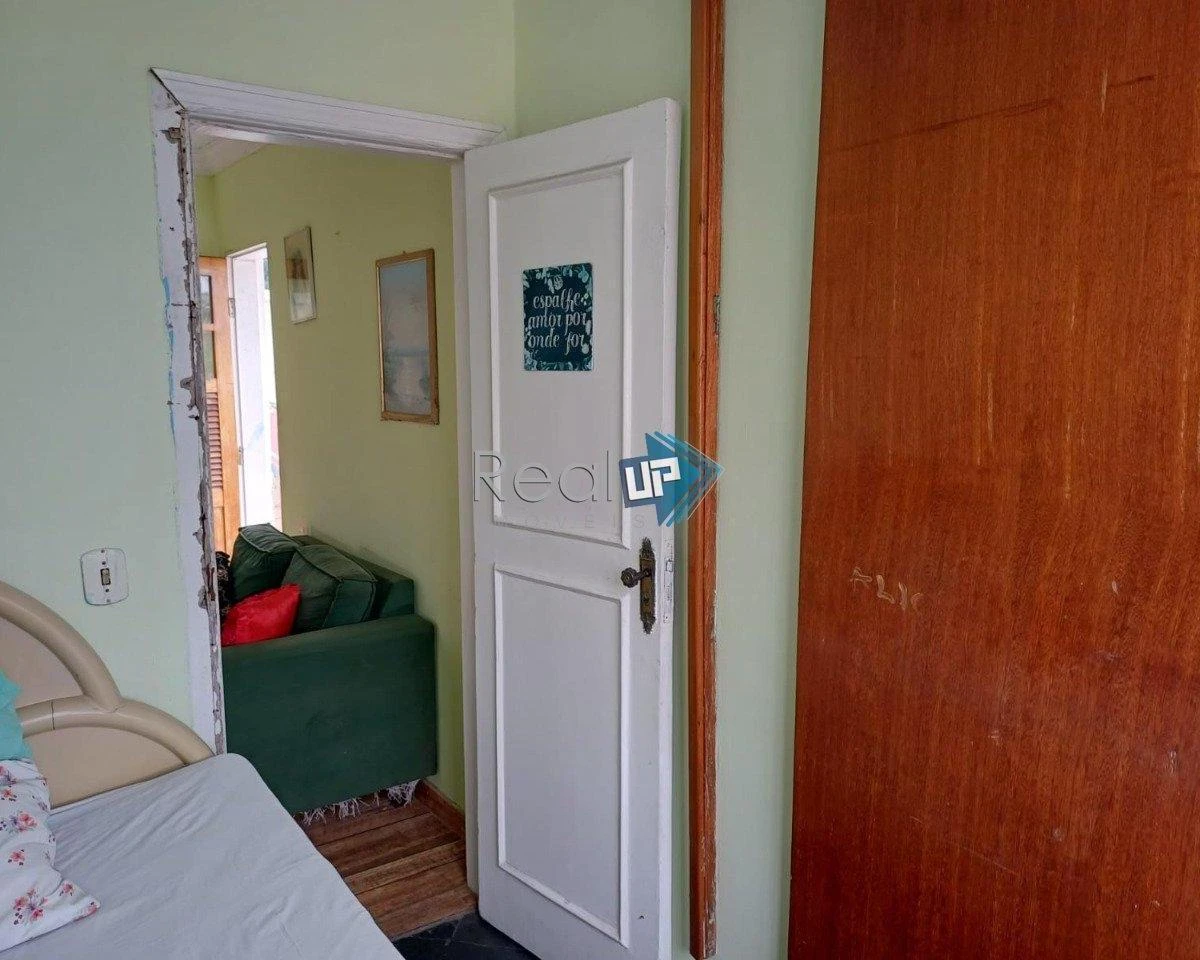 Furnished duplex penthouse with 3 bedrooms and 3 bathrooms — photo 41