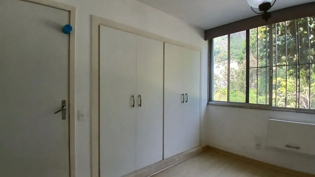 Vista a la montaña y 3 dormitorios: departamento de 148 m² — photo 42