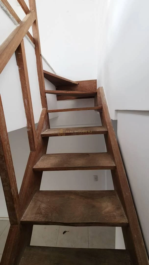 Unfurnished apartment with 3 bedrooms and 2 bathrooms — photo 31