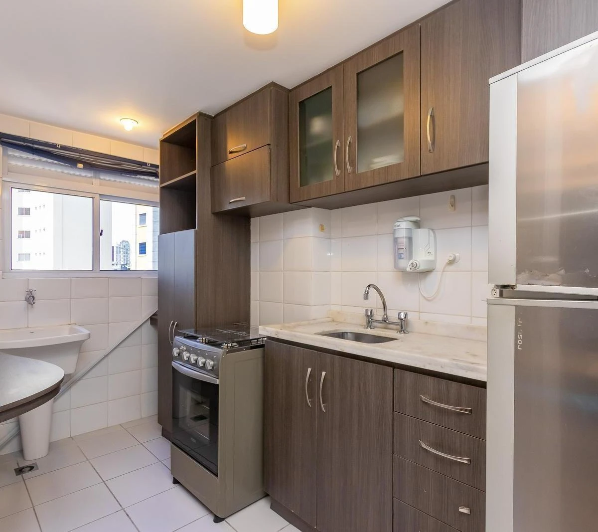 Furnished one-bedroom, 70 m² apartment in Curitiba — photo 2