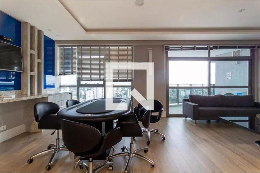 Панорамні вікна та 1 спальня: квартира 35 м² — photo 26