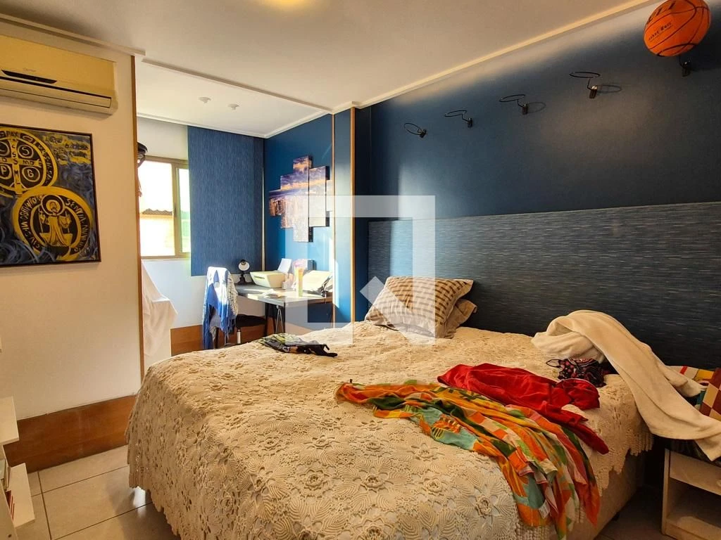 Furnished apartment with 5 en-suite bedrooms and terrace — photo 16