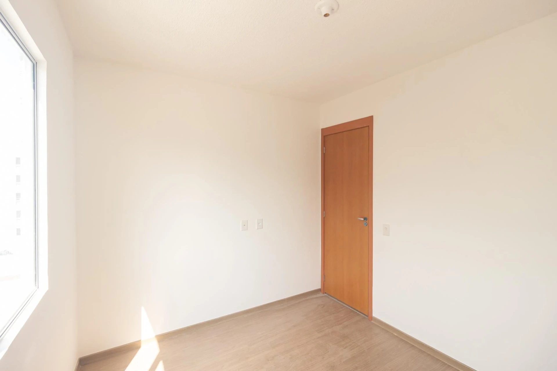 2-bedroom apartment with balcony and shared pool — photo 10