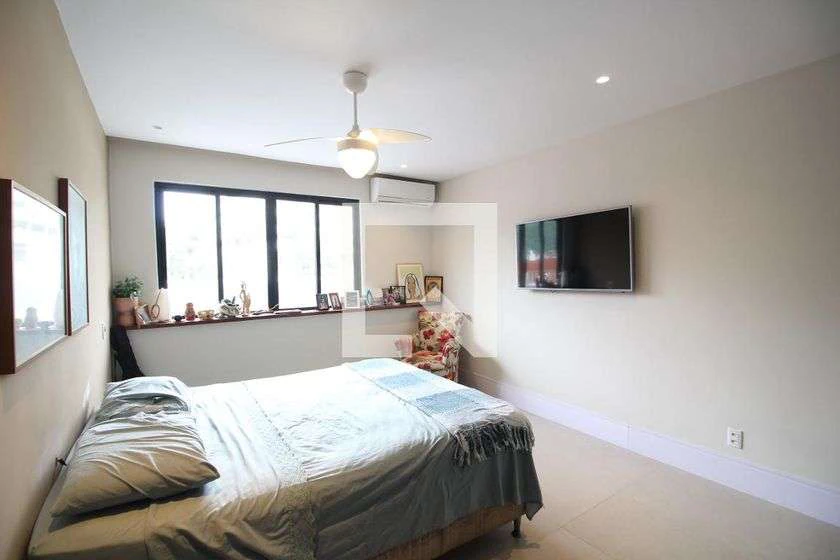 Rental penthouse with 4 bedrooms and terrace — photo 24