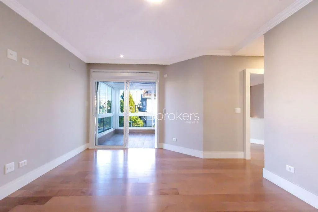 Condo house with 4 bedrooms and 5 bathrooms — photo 45