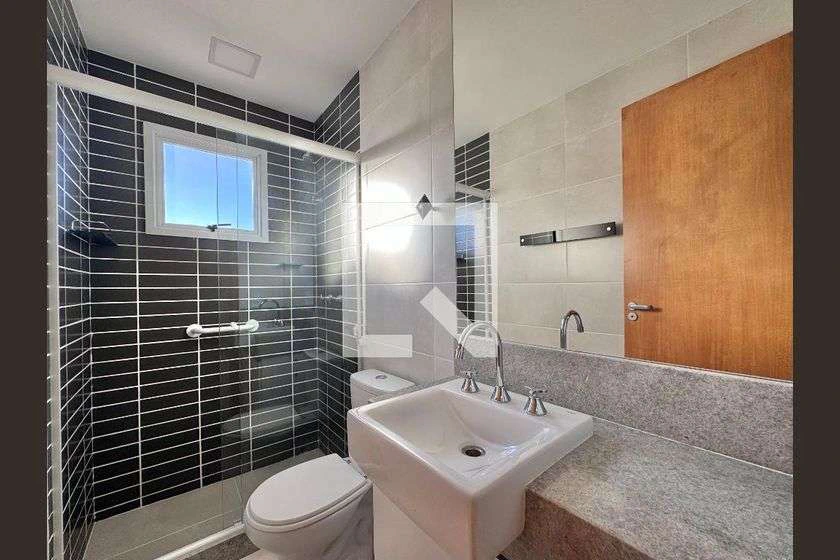 Rental penthouse with 3 en-suite bedrooms and 306 m² — photo 17