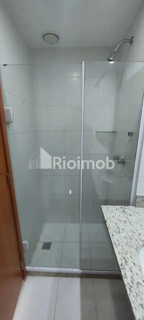 Apartment with 2 bedrooms, 1 suite and balcony — photo 14