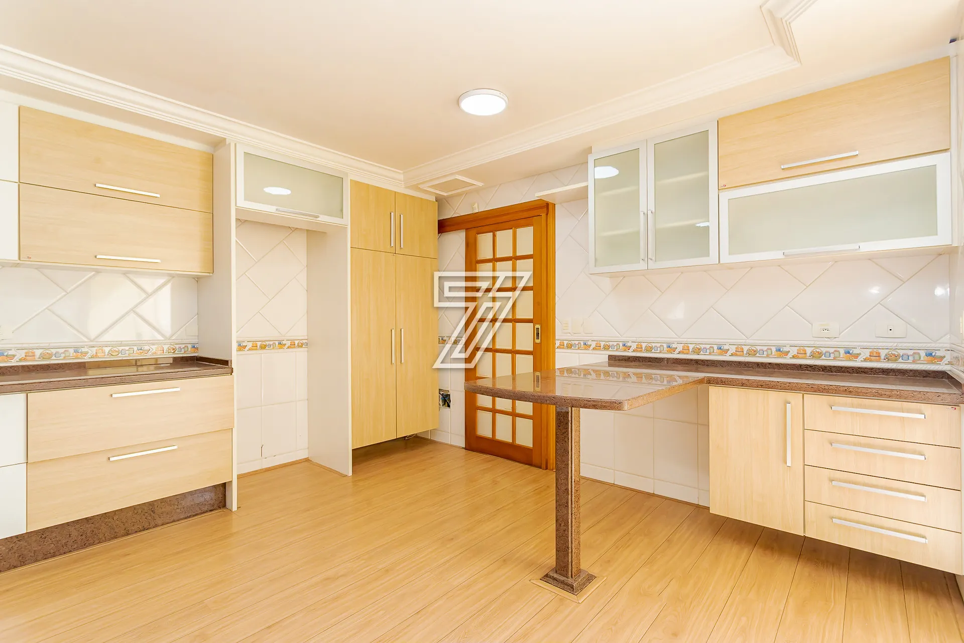 House with 4 bedrooms, 5 bathrooms and 540 m² — photo 18
