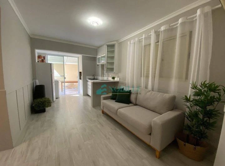 Apartamento en planta baja con jardín, 80 m² y cocina abierta
