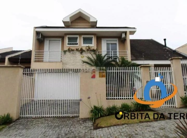 Casa de 316 m² com cozinha integrada e fogão a gás — photo 4