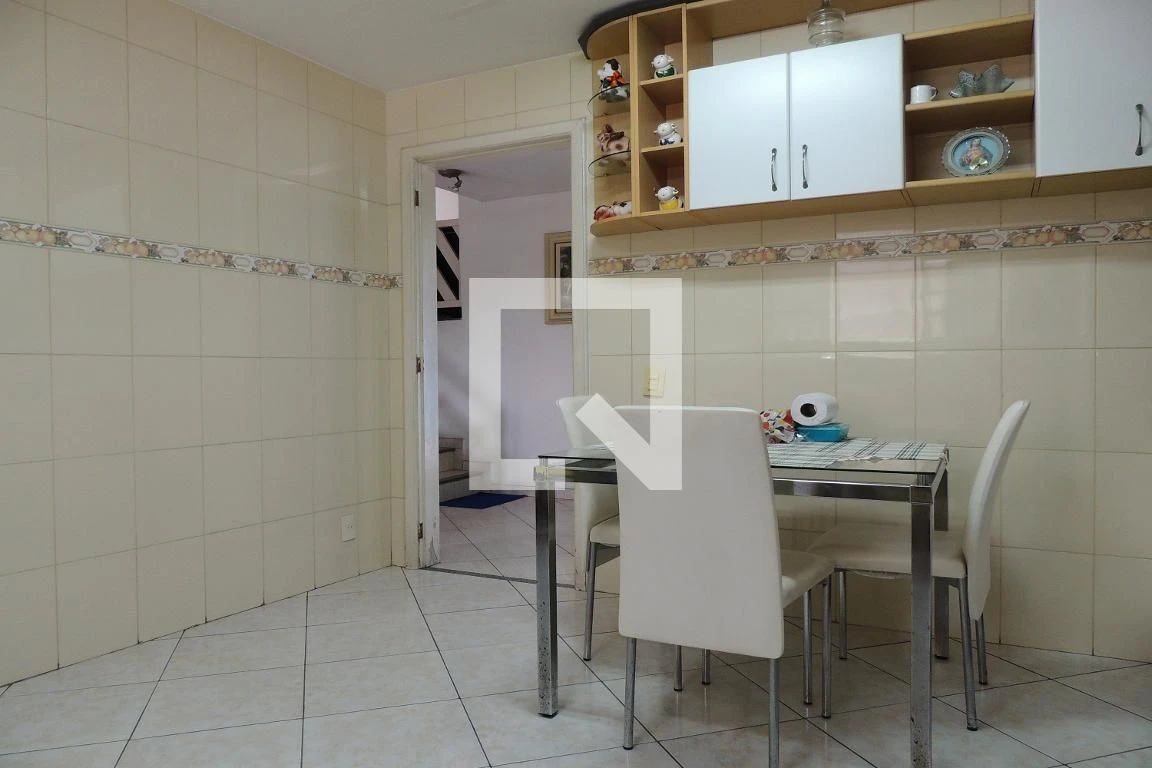 Casa mobiliada com 3 quartos, varanda e 3 banheiros — photo 24