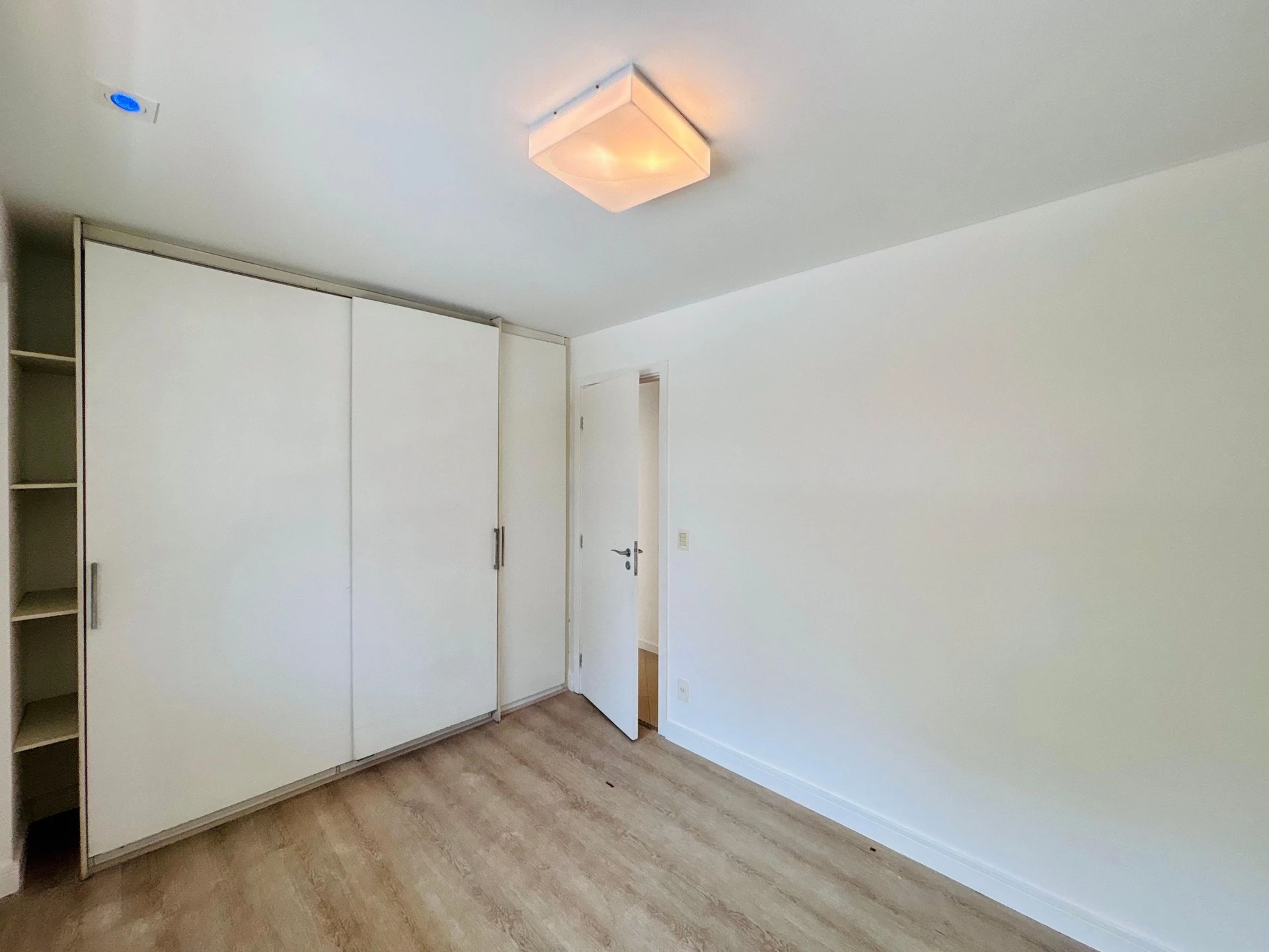 3-bedroom apartment in a building with a sauna — photo 7
