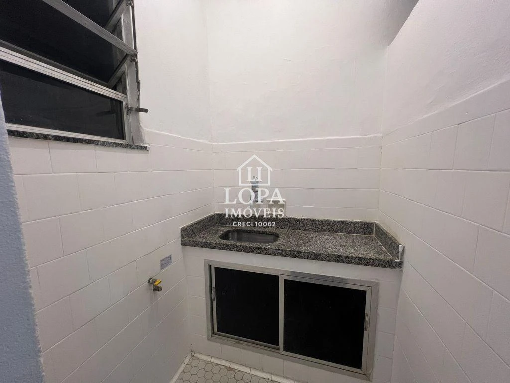 1 quarto e piso de madeira ou laminado: apartamento de 32 m² — photo 10