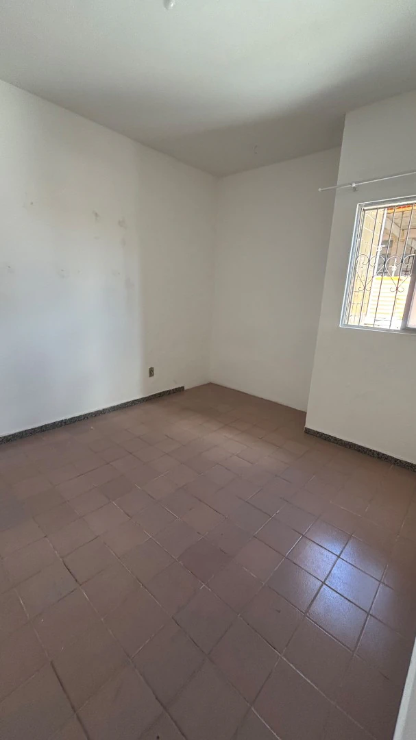 Квартира: 3 спальни, 1 со своей ванной, 80 м², Жуан-Песоа — photo 3