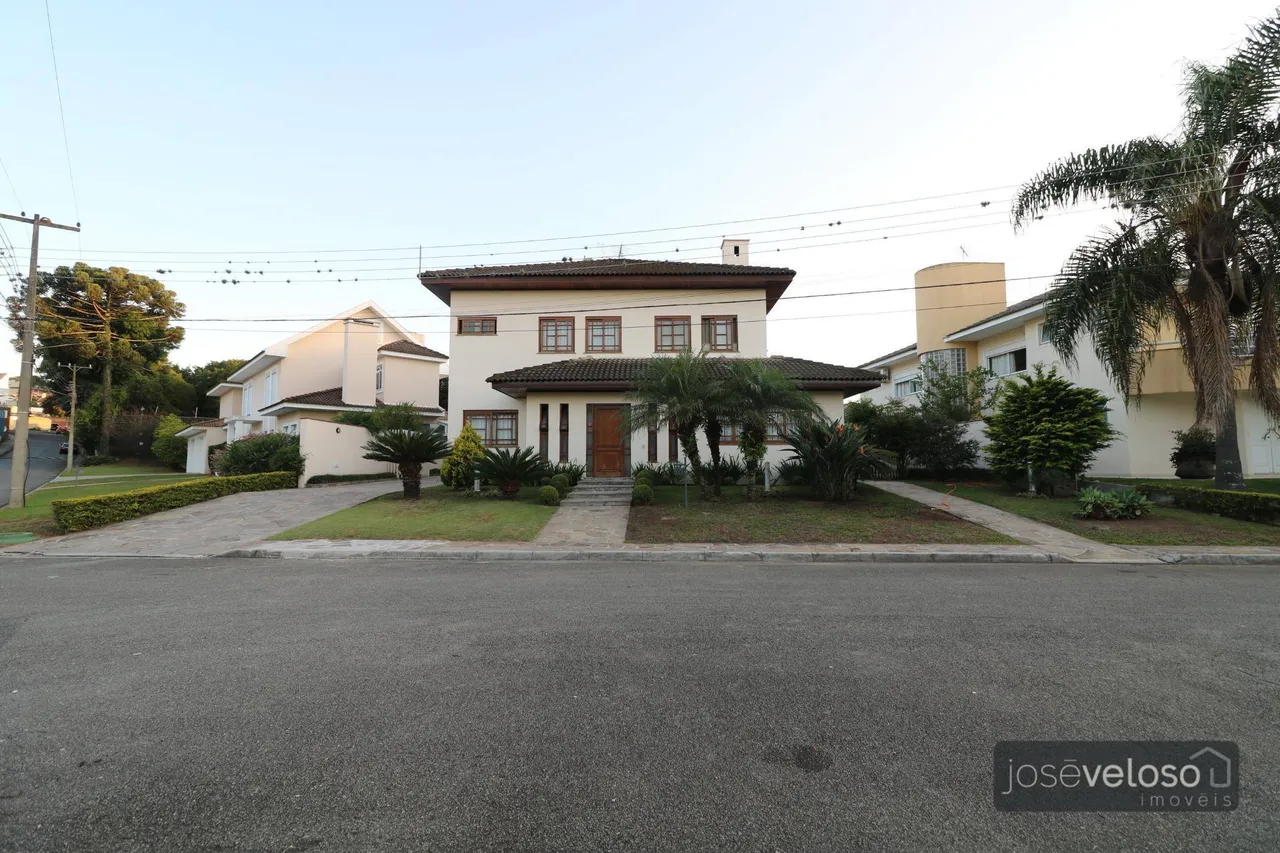 Furnished house with 5 bedrooms and 5 parking spaces — photo 8