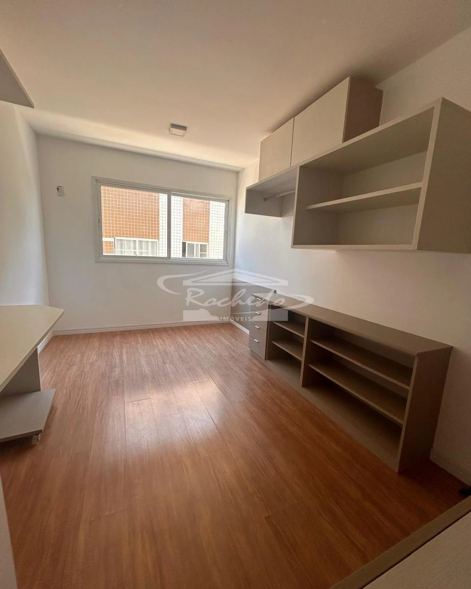 19 m² apartment with a washing machine and a home office — photo 17