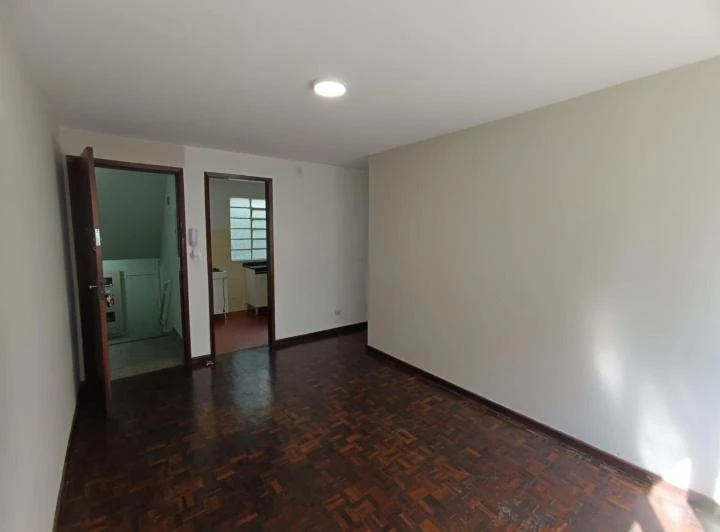 Unfurnished 2-bedroom apartment, 57 m², 1st floor