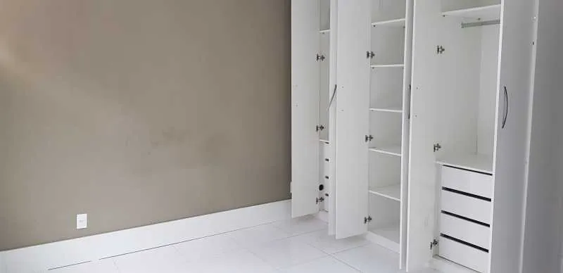 Residential apartment with 3 bedrooms and a closed kitchen — photo 7