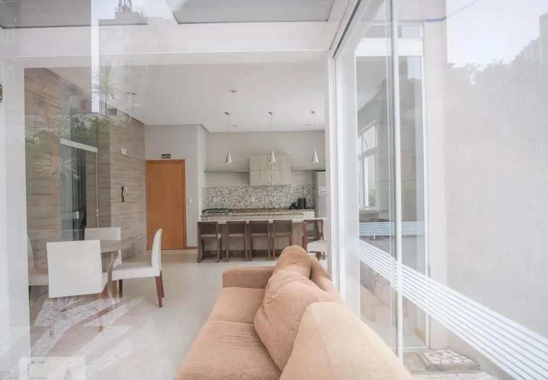 2-bedroom apartment in a building with an indoor pool — photo 44