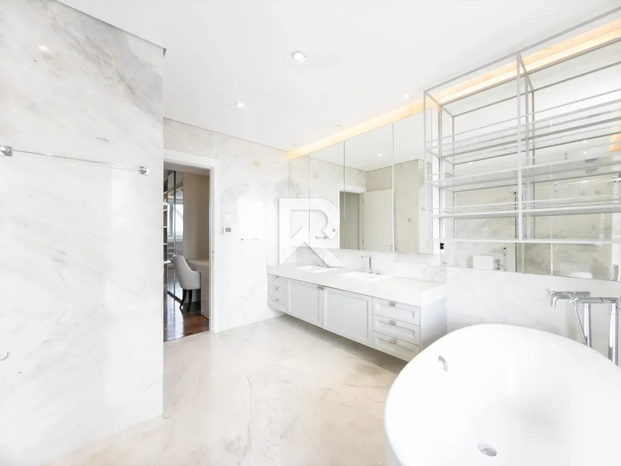Apartamento amueblado con 3 suites, 338 m² y BBQ privado — photo 26